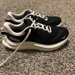 Women’s Hoka Kawana shoes